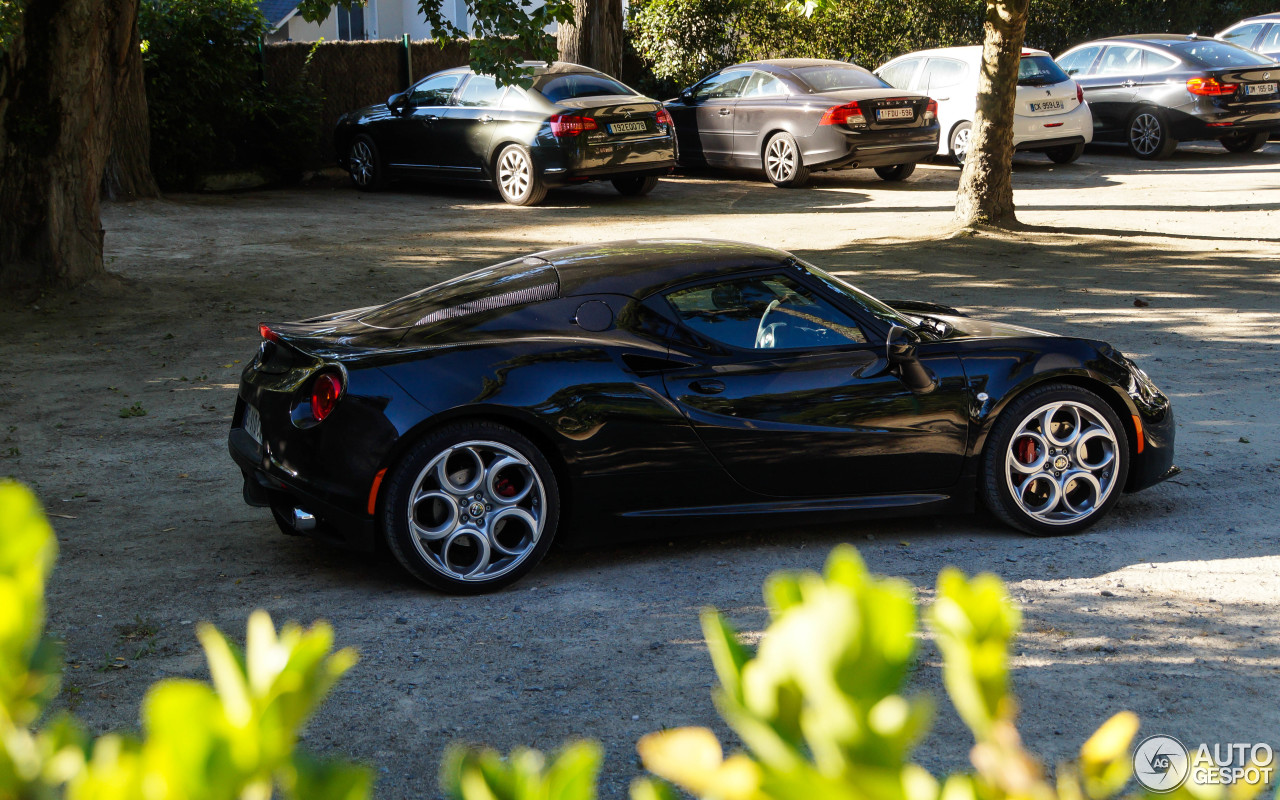 Alfa Romeo 4C Coupé