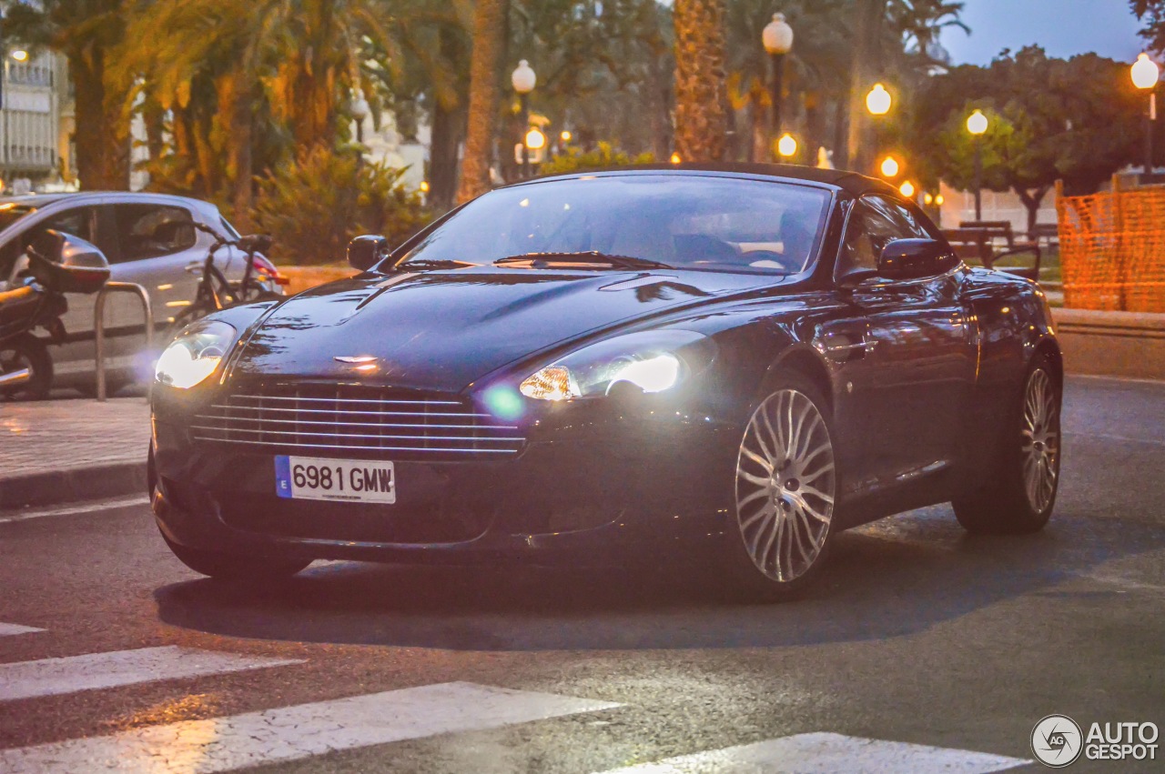 Aston Martin DB9 Volante