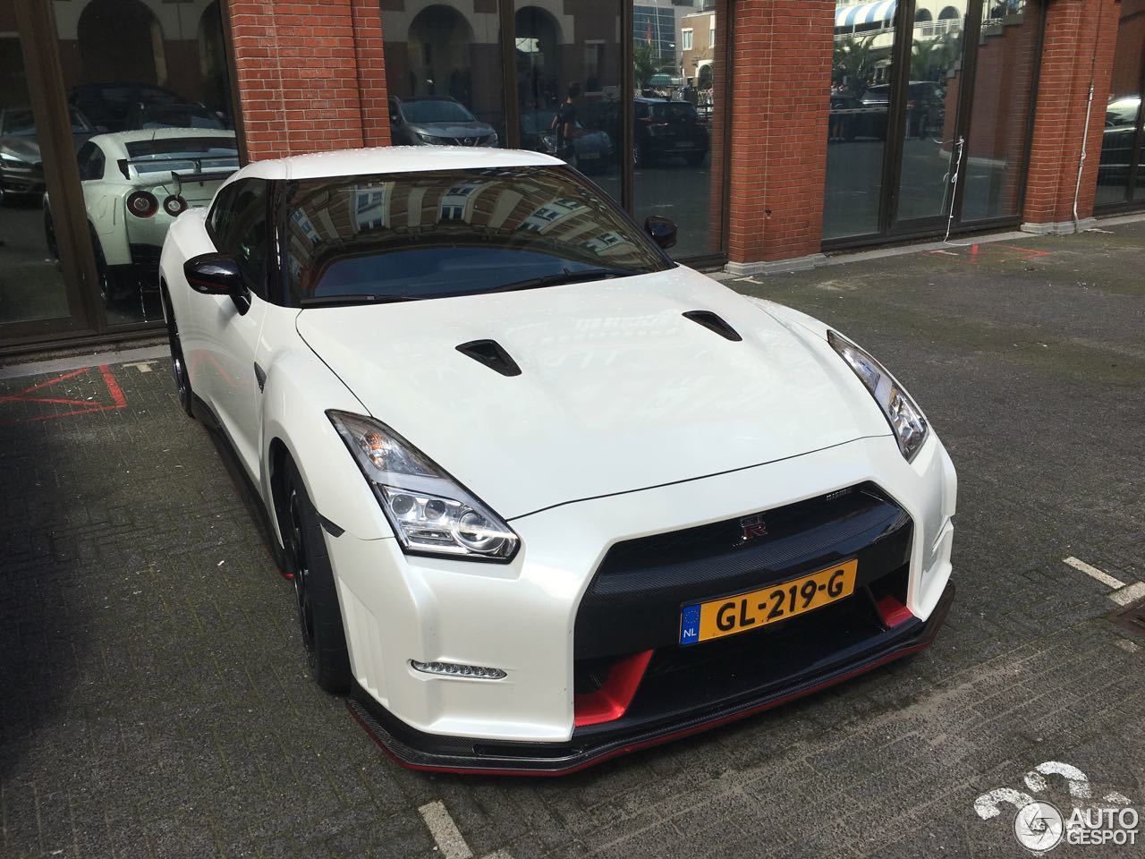 Nissan GT-R 2011 Nismo