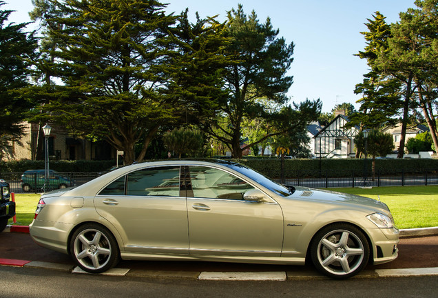 Mercedes-Benz S 63 AMG W221