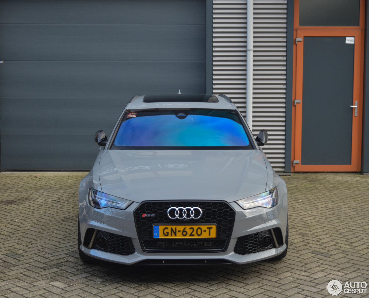 Audi RS6 Avant C7 2015