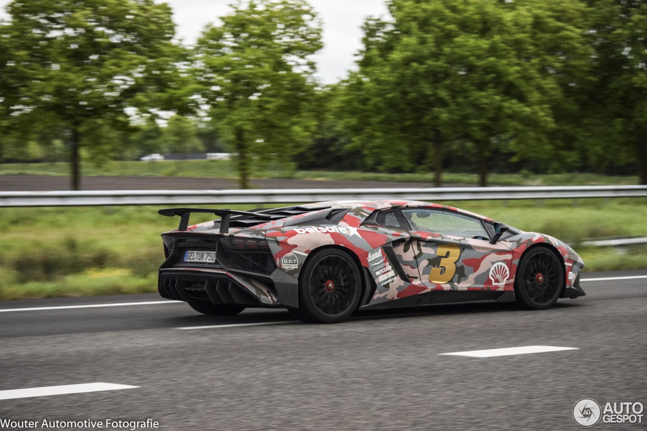 Lamborghini Aventador LP750-4 SuperVeloce