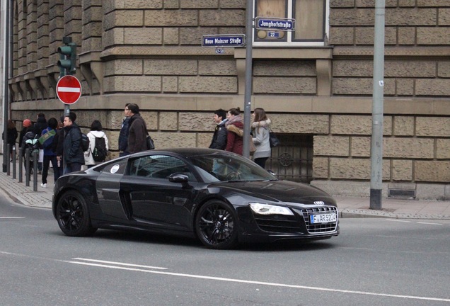 Audi R8 V10