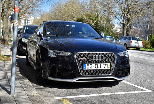 Audi RS5 B8 2012