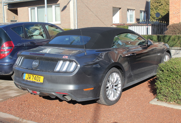 Ford Mustang GT Convertible 2015