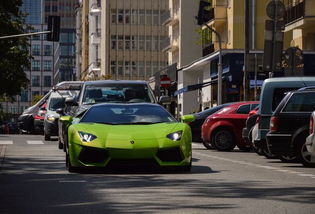 Lamborghini Aventador LP700-4 Roadster