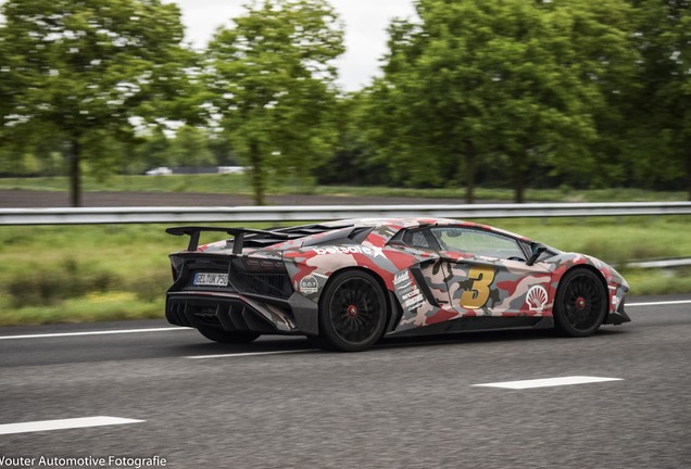 Lamborghini Aventador LP750-4 SuperVeloce