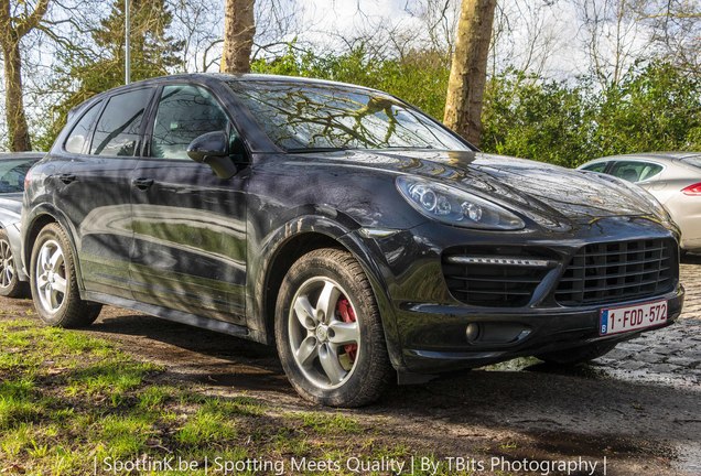 Porsche 958 Cayenne GTS