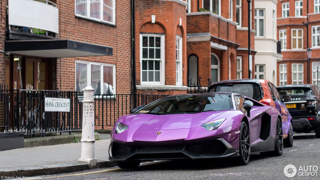 Lamborghini Aventador LP700-4 Roadster