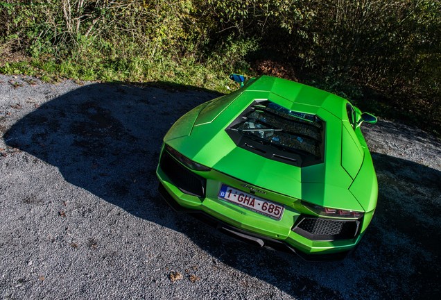 Lamborghini Aventador LP700-4