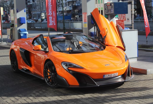 McLaren 675LT Spider