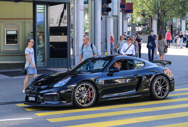 Porsche 981 Cayman GT4