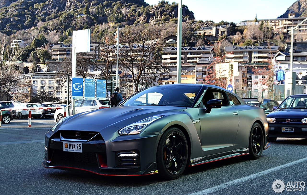 Nissan GT-R 2017 Nismo - 25 February 2017 - Autogespot