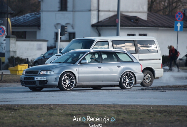 Audi RS4 Avant B5