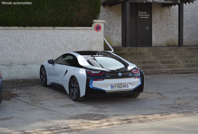 BMW i8