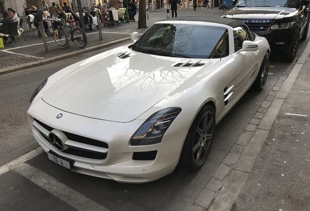 Mercedes-Benz SLS AMG Roadster