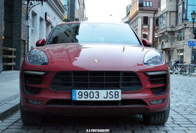 Porsche 95B Macan GTS