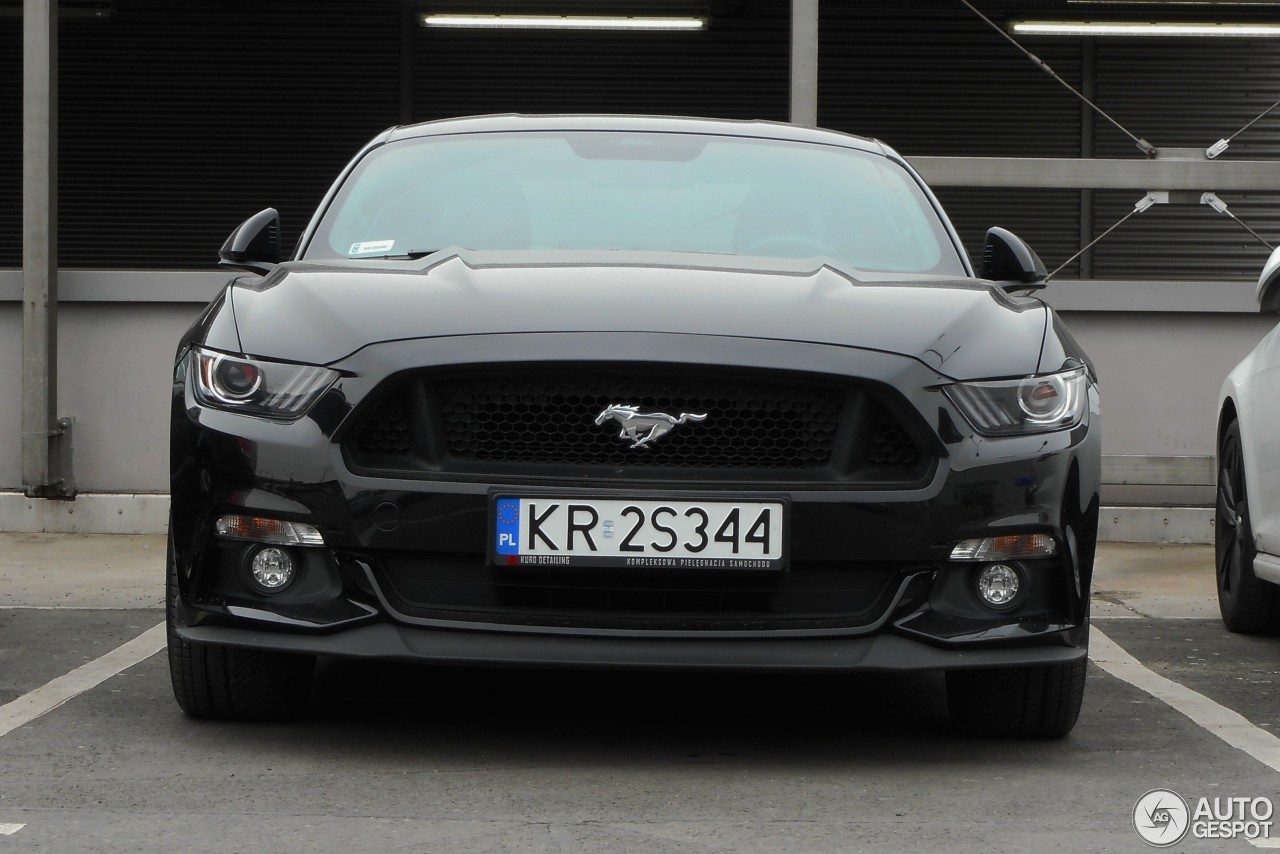 Ford Mustang GT 2015