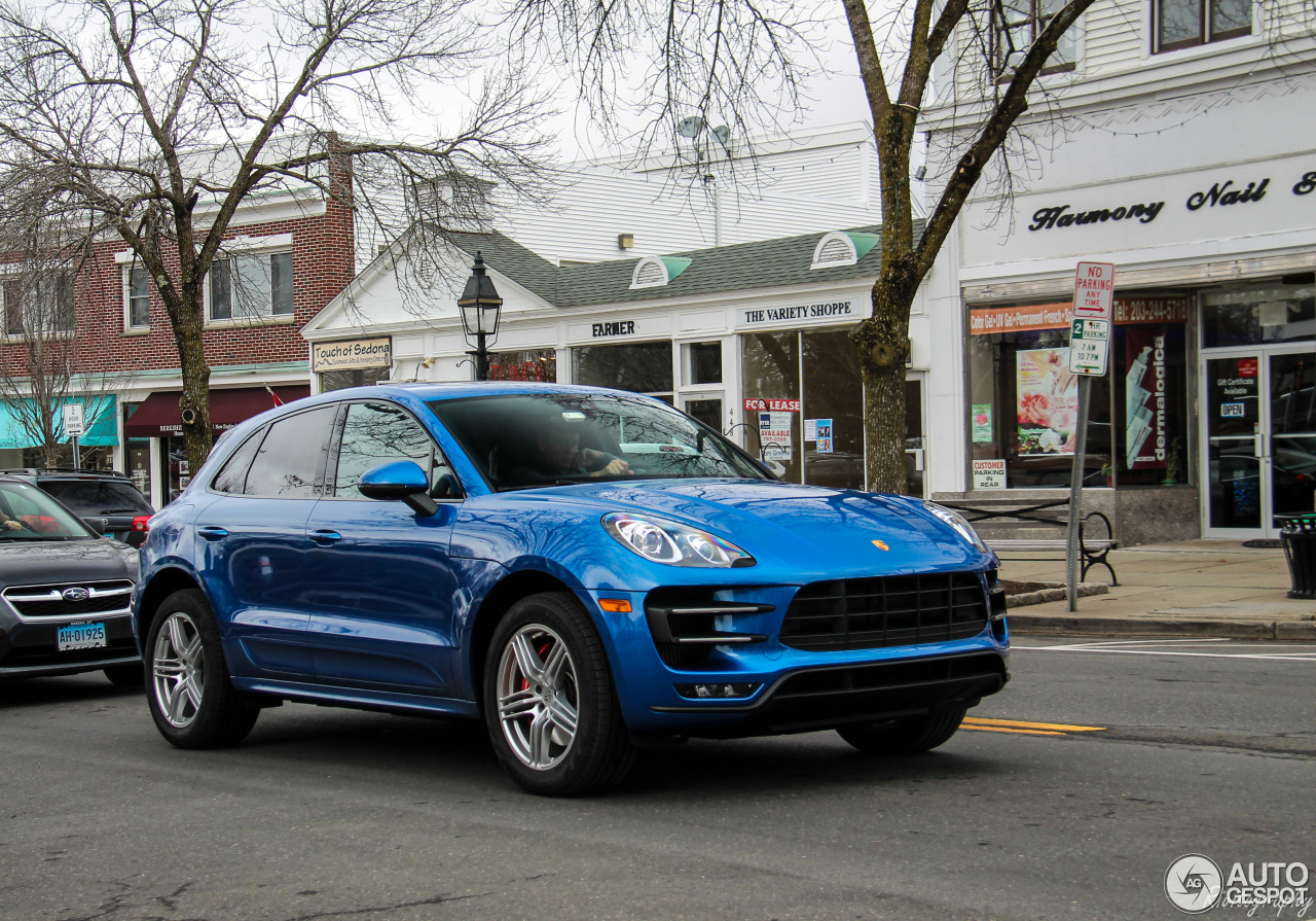 Porsche 95B Macan Turbo