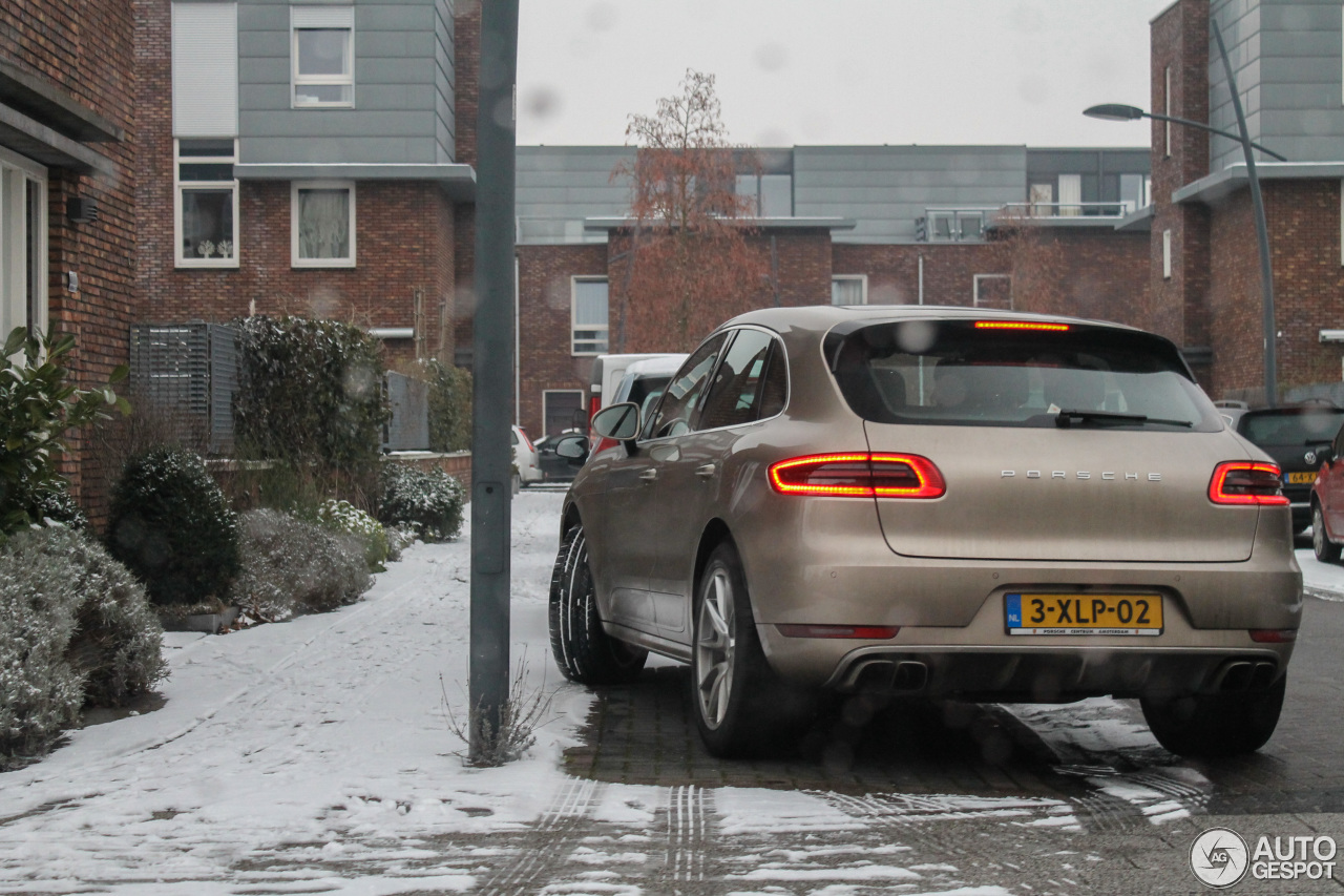 Porsche 95B Macan Turbo