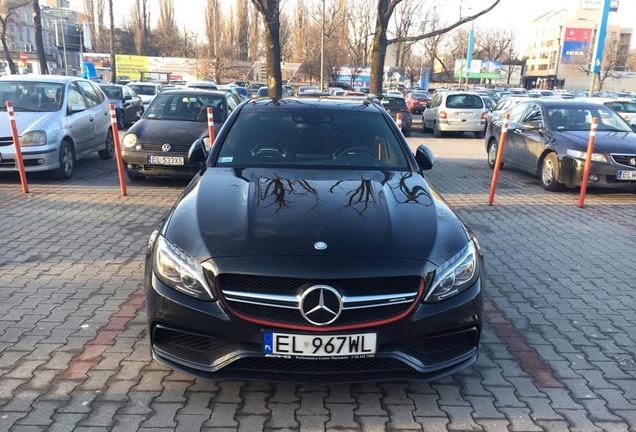 Mercedes-AMG C 63 S W205 Edition 1