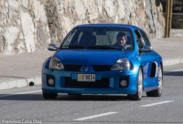 Renault Clio V6 Phase II