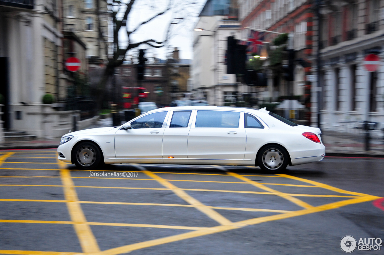 Mercedes-Maybach S 600 Pullman VV222