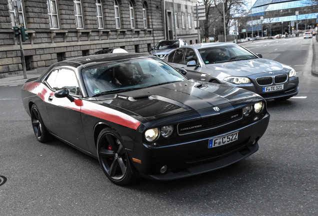 Dodge Challenger SRT-8