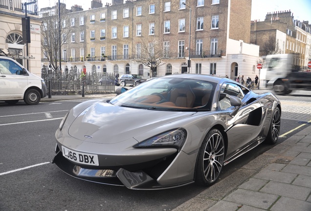 McLaren 570S