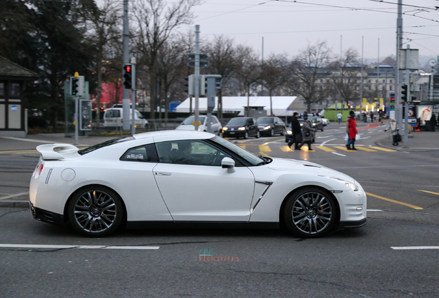 Nissan GT-R 2014