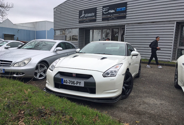 Nissan GT-R