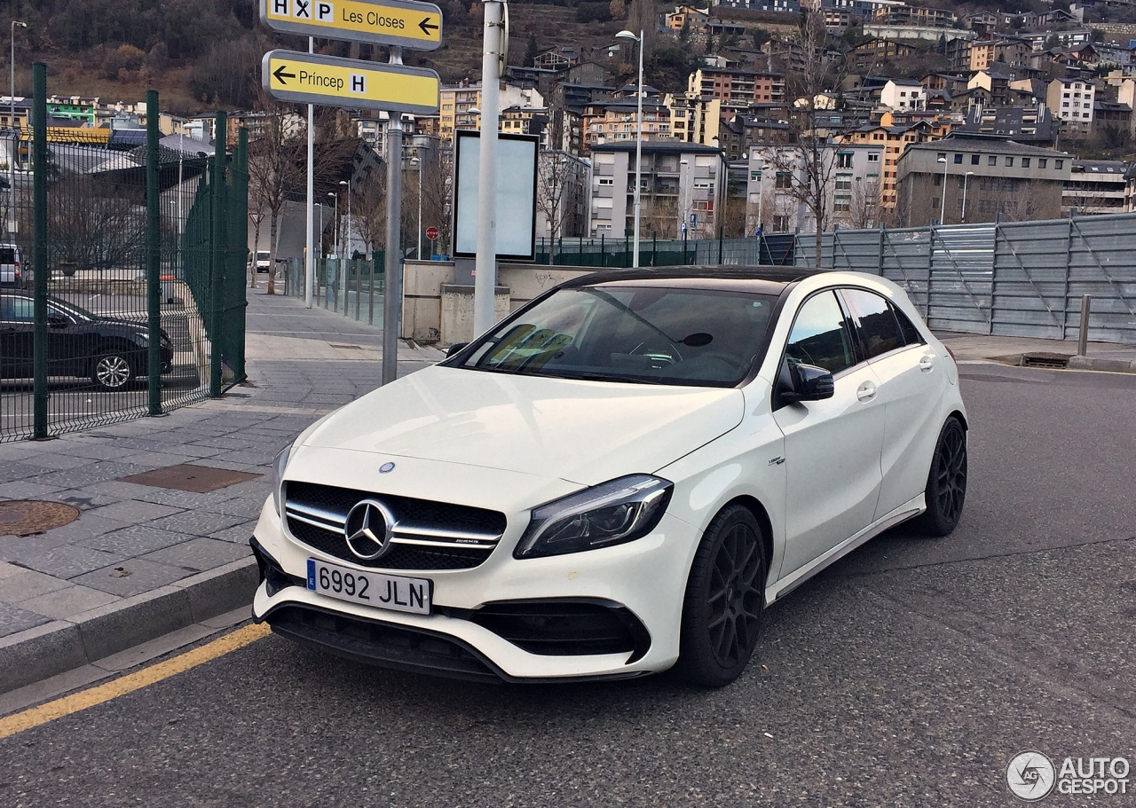 Mercedes-AMG A 45 W176 2015