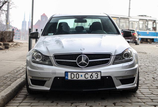 Mercedes-Benz C 63 AMG W204 2012