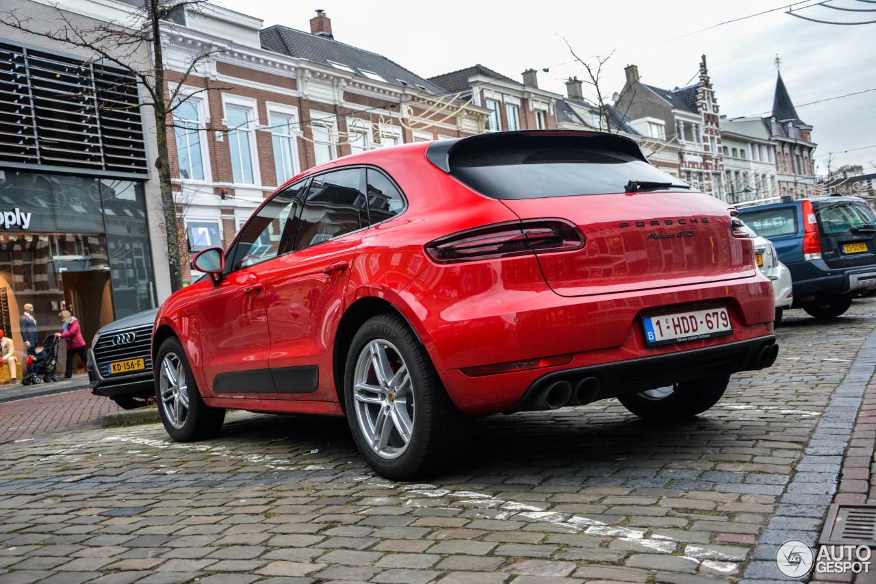 Porsche 95B Macan GTS