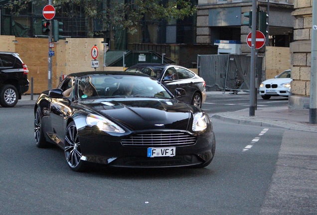 Aston Martin DB9 2013