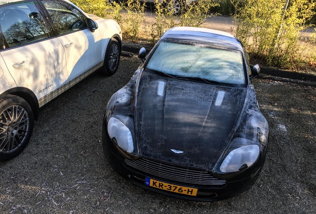 Aston Martin V8 Vantage N400 Roadster