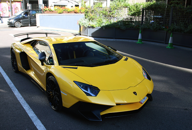 Lamborghini Aventador LP750-4 SuperVeloce