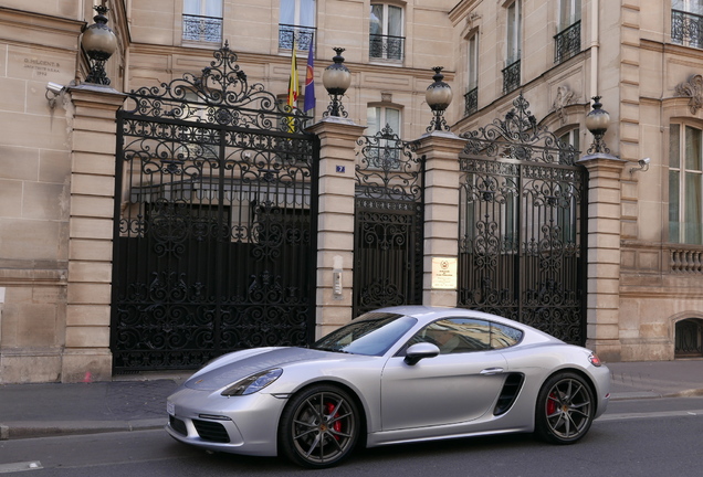 Porsche 718 Cayman S