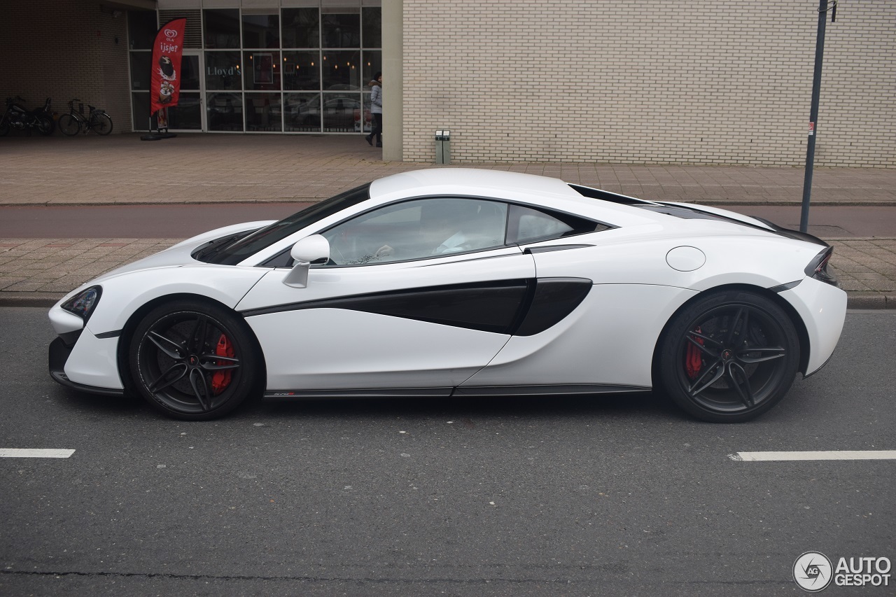 McLaren 570S