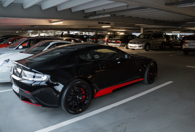 Aston Martin V12 Vantage S