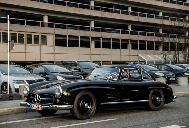 Mercedes-Benz 300SL Gullwing