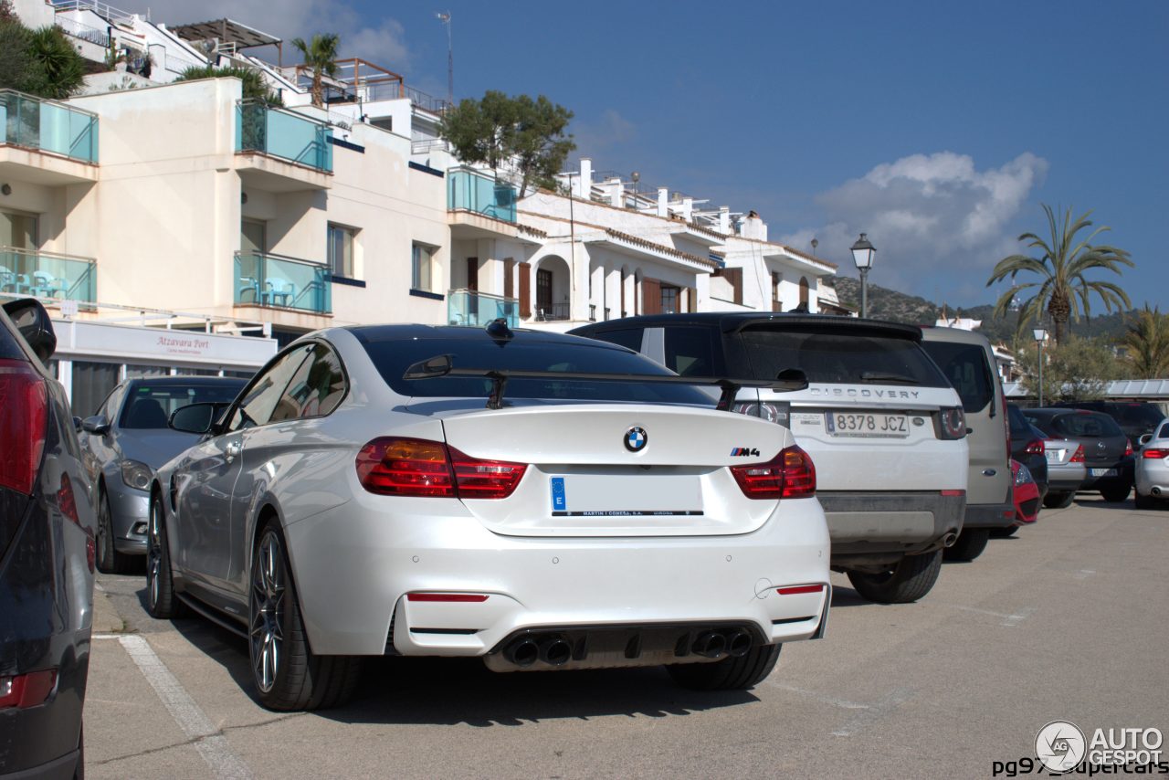 BMW M4 F82 CS