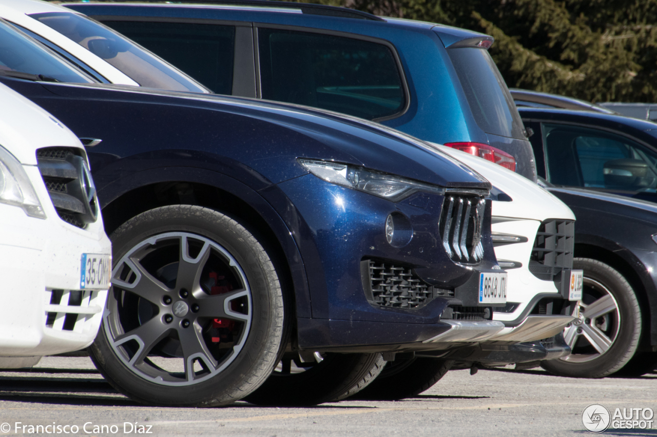 Porsche 95B Macan Turbo