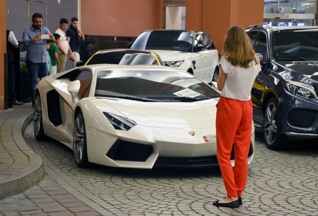 Lamborghini Aventador LP700-4