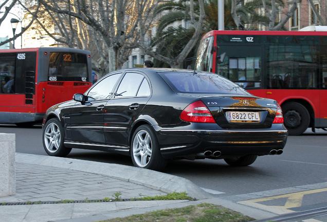 Mercedes-Benz E 55 AMG