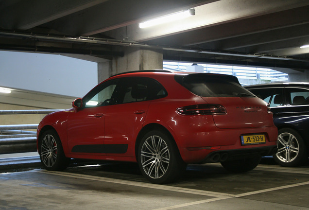 Porsche 95B Macan GTS