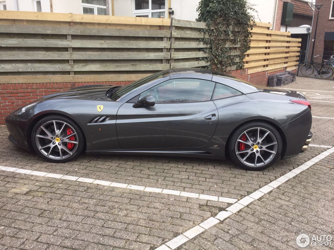 Ferrari California