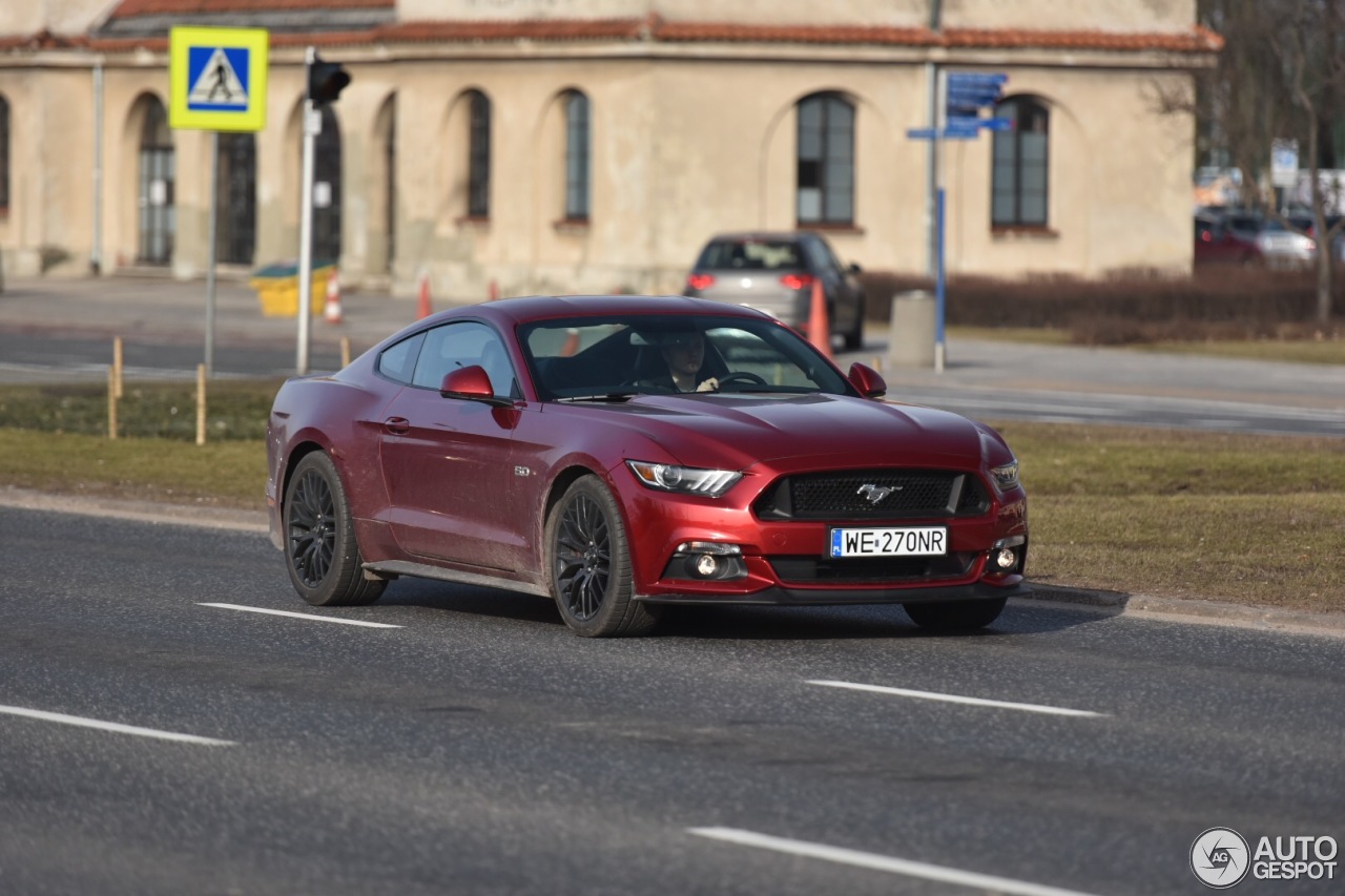 Ford Mustang GT 2015