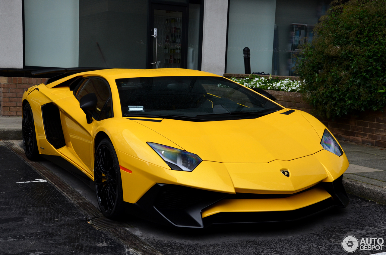 Lamborghini Aventador LP750-4 SuperVeloce