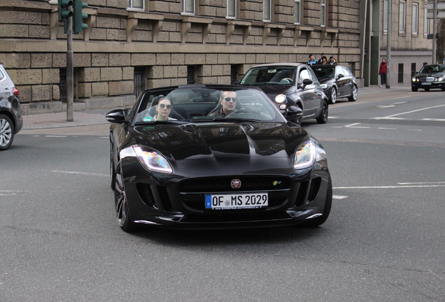 Jaguar F-TYPE R Convertible